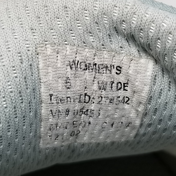 LL Bean Women's Size 6 Sneaker Trail Hiking Athletic Low Top Lace Up Blue Gray - Picture 4 of 12